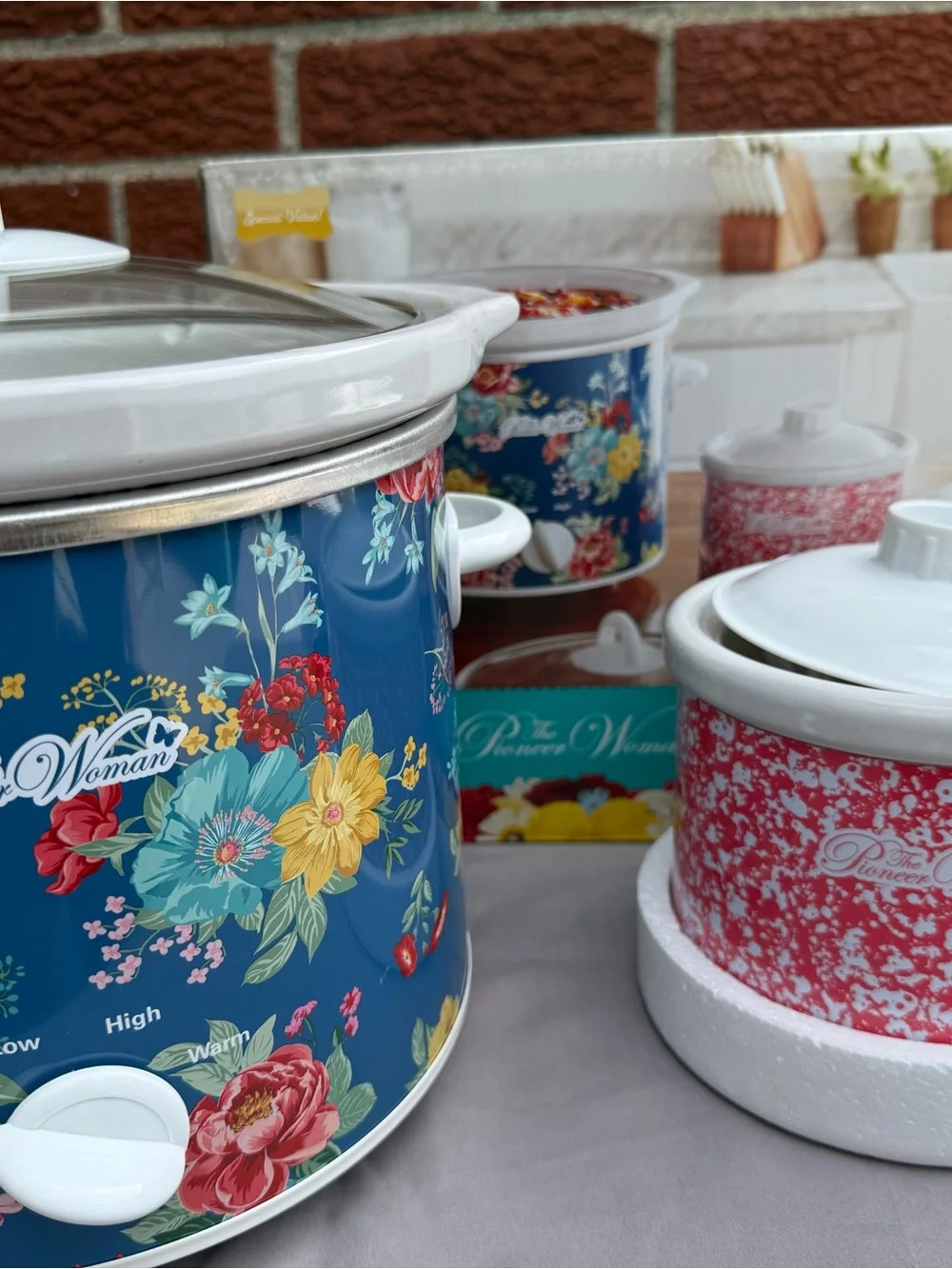 Pioneer Woman Fancy Flourish 4 Qt & Mini Slow Cooker 2 Pc Set Floral